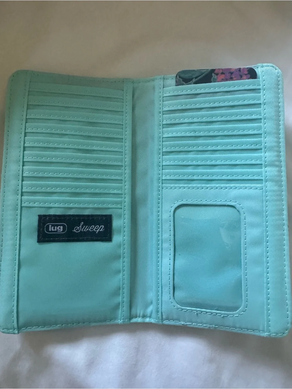 *BRAND NEW NEVER USED* LUG Sweep Slim Flap Wallet